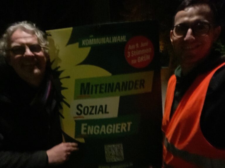 Plakatierungsstart mitten in der Nacht